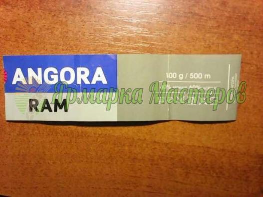 <div style=margin-left:10px><h1>Женские вязанные варежки</h1><p><a href="/catalog/ukrasheniya/">Прикраси</a> » <a href="/catalog/ukrasheniya/aksessuary/">Аксесуари</a></p><i class="fa fa-map-marker"></i> Киевская область, Киев<br /><br /><div class="socdata"><script src="//yastatic.net/es5-shims/0.0.2/es5-shims.min.js"></script>
                                            <script src="//yastatic.net/share2/share.js"></script>
                                            <div class="ya-share2" data-services="facebook,gplus,twitter,lj,viber,whatsapp,skype" data-counter=""></div></div>