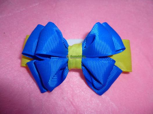 <div style=margin-left:10px><h1>бантики из репсовой ленты</h1><p><a href="/catalog/aksessuary/">Аксесуари</a> » <a href="/catalog/aksessuary/banty/">Банти</a></p><i class="fa fa-map-marker"></i> Запорожская область, Запорожье<br /><br /><div class="socdata"><script src="//yastatic.net/es5-shims/0.0.2/es5-shims.min.js"></script>
                                            <script src="//yastatic.net/share2/share.js"></script>
                                            <div class="ya-share2" data-services="facebook,gplus,twitter,lj,viber,whatsapp,skype" data-counter=""></div></div>