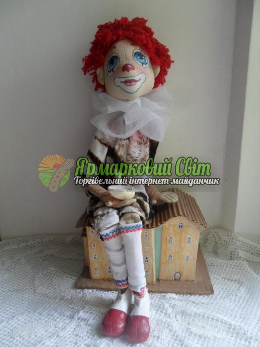 <div style=margin-left:10px><h1>Клоун и Клоунесса</h1><p><a href="/catalog/igrushki/">Iграшки</a> » <a href="/catalog/igrushki/kukly/">Кукли</a></p><i class="fa fa-map-marker"></i> Херсонская область, Херсон<br /><br /><div class="socdata"><script src="//yastatic.net/es5-shims/0.0.2/es5-shims.min.js"></script>
                                            <script src="//yastatic.net/share2/share.js"></script>
                                            <div class="ya-share2" data-services="facebook,gplus,twitter,lj,viber,whatsapp,skype" data-counter=""></div></div>