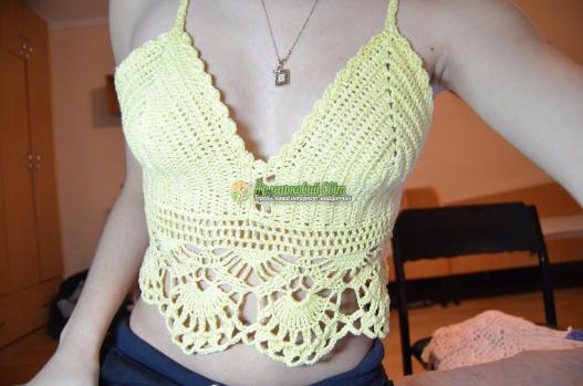 <div style=margin-left:10px><h1>Вязаные топы,купальники</h1><p><a href="/catalog/rukodelie/">Рукоділля</a> » <a href="/catalog/rukodelie/rukodelie--obschee/">Рукоділля, загальне</a></p><i class="fa fa-map-marker"></i> Харьковская область, Харьков<br /><br /><div class="socdata"><script src="//yastatic.net/es5-shims/0.0.2/es5-shims.min.js"></script>
                                            <script src="//yastatic.net/share2/share.js"></script>
                                            <div class="ya-share2" data-services="facebook,gplus,twitter,lj,viber,whatsapp,skype" data-counter=""></div></div>