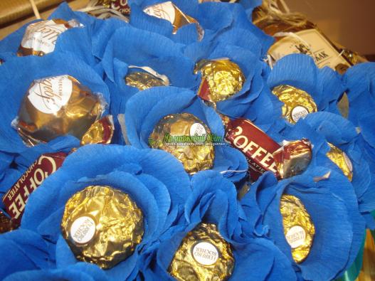 <div style=margin-left:10px><h1>Подарок для мужчины</h1><p><a href="/catalog/ukrasheniya/">Прикраси</a> » <a href="/catalog/ukrasheniya/podarki/">Подарунки</a></p><i class="fa fa-map-marker"></i> Черновицкая область, Черновцы<br /><br /><div class="socdata"><script src="//yastatic.net/es5-shims/0.0.2/es5-shims.min.js"></script>
                                            <script src="//yastatic.net/share2/share.js"></script>
                                            <div class="ya-share2" data-services="facebook,gplus,twitter,lj,viber,whatsapp,skype" data-counter=""></div></div>