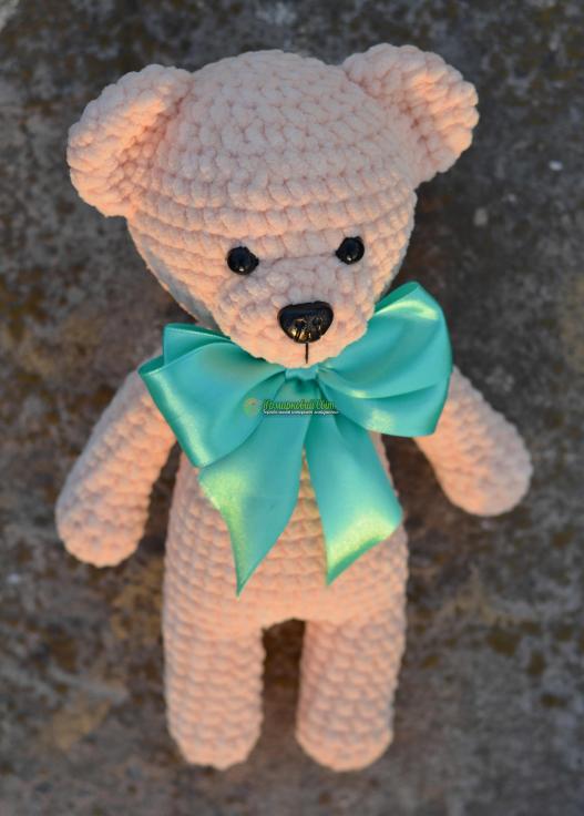 <div style=margin-left:10px><h1>Мишка плюшевый</h1><p><a href="/catalog/igrushki/">Iграшки</a> » <a href="/catalog/igrushki/myagkie/">М'які</a></p><i class="fa fa-map-marker"></i> Запорожская область, Запорожье<br /><br /><div class="socdata"><script src="//yastatic.net/es5-shims/0.0.2/es5-shims.min.js"></script>
                                            <script src="//yastatic.net/share2/share.js"></script>
                                            <div class="ya-share2" data-services="facebook,gplus,twitter,lj,viber,whatsapp,skype" data-counter=""></div></div>