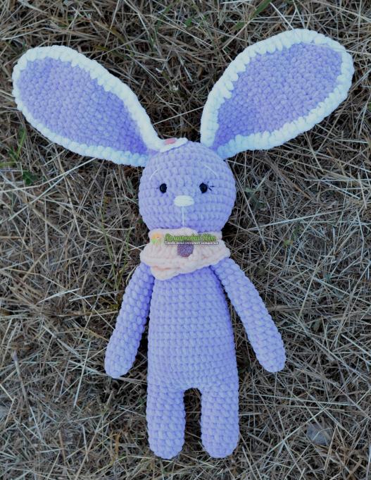 <div style=margin-left:10px><h1>Зайка плюшевая </h1><p><a href="/catalog/igrushki/">Iграшки</a> » <a href="/catalog/igrushki/myagkie/">М'які</a></p><i class="fa fa-map-marker"></i> Запорожская область, Запорожье<br /><br /><div class="socdata"><script src="//yastatic.net/es5-shims/0.0.2/es5-shims.min.js"></script>
                                            <script src="//yastatic.net/share2/share.js"></script>
                                            <div class="ya-share2" data-services="facebook,gplus,twitter,lj,viber,whatsapp,skype" data-counter=""></div></div>