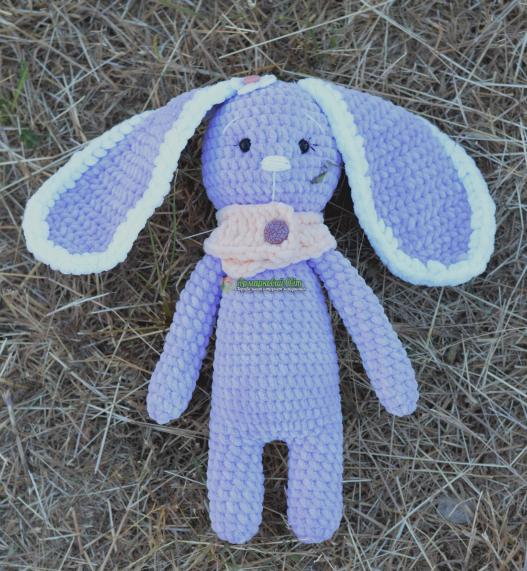 <div style=margin-left:10px><h1>Зайка плюшевая </h1><p><a href="/catalog/igrushki/">Iграшки</a> » <a href="/catalog/igrushki/myagkie/">М'які</a></p><i class="fa fa-map-marker"></i> Запорожская область, Запорожье<br /><br /><div class="socdata"><script src="//yastatic.net/es5-shims/0.0.2/es5-shims.min.js"></script>
                                            <script src="//yastatic.net/share2/share.js"></script>
                                            <div class="ya-share2" data-services="facebook,gplus,twitter,lj,viber,whatsapp,skype" data-counter=""></div></div>