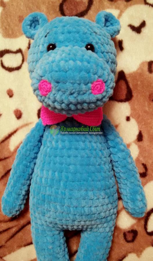 <div style=margin-left:10px><h1>Бегемотик плюшевый</h1><p><a href="/catalog/igrushki/">Iграшки</a> » <a href="/catalog/igrushki/myagkie/">М'які</a></p><i class="fa fa-map-marker"></i> Запорожская область, Запорожье<br /><br /><div class="socdata"><script src="//yastatic.net/es5-shims/0.0.2/es5-shims.min.js"></script>
                                            <script src="//yastatic.net/share2/share.js"></script>
                                            <div class="ya-share2" data-services="facebook,gplus,twitter,lj,viber,whatsapp,skype" data-counter=""></div></div>