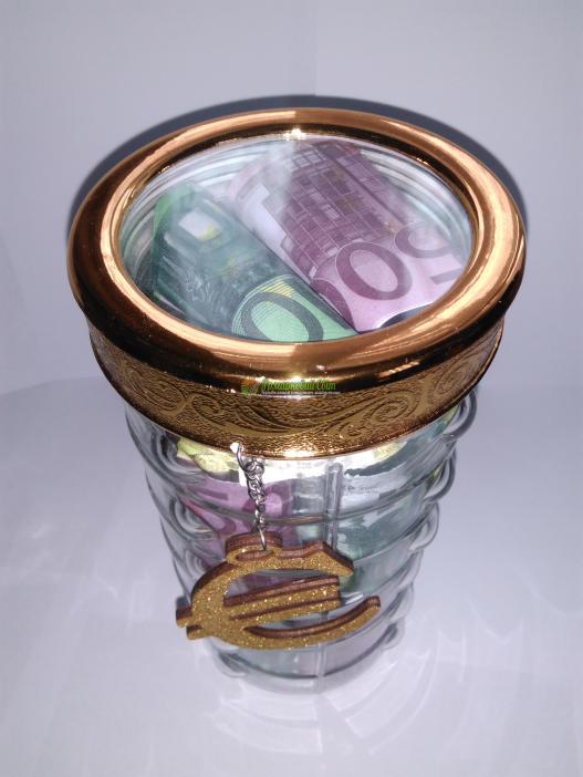 <div style=margin-left:10px><h1>Стильний подарунок " Грошова банка" сувенір</h1><p><a href="/catalog/podarki--suveniry/">Подарунки, сувеніри</a> » <a href="/catalog/podarki--suveniry/suveniry/">Сувеніри</a></p><i class="fa fa-map-marker"></i> Черновицкая область, Вижница<br /><br /><div class="socdata"><script src="//yastatic.net/es5-shims/0.0.2/es5-shims.min.js"></script>
                                            <script src="//yastatic.net/share2/share.js"></script>
                                            <div class="ya-share2" data-services="facebook,gplus,twitter,lj,viber,whatsapp,skype" data-counter=""></div></div>