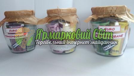 <div style=margin-left:10px><h1>Сувенір " євро консервоване"</h1><p><a href="/catalog/podarki--suveniry/">Подарунки, сувеніри</a> » <a href="/catalog/podarki--suveniry/suveniry/">Сувеніри</a></p><i class="fa fa-map-marker"></i> Черновицкая область, Вижница<br /><br /><div class="socdata"><script src="//yastatic.net/es5-shims/0.0.2/es5-shims.min.js"></script>
                                            <script src="//yastatic.net/share2/share.js"></script>
                                            <div class="ya-share2" data-services="facebook,gplus,twitter,lj,viber,whatsapp,skype" data-counter=""></div></div>