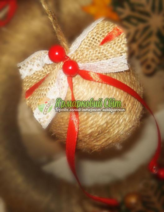 <div style=margin-left:10px><h1>Новорічні прикраси (новорічний віночок, іграшки, підсвічник)шпагат</h1><p><a href="/catalog/ukrasheniya/">Прикраси</a> » <a href="/catalog/ukrasheniya/igrushki/">Iграшки</a></p><i class="fa fa-map-marker"></i> Черновицкая область, Черновцы<br /><br /><div class="socdata"><script src="//yastatic.net/es5-shims/0.0.2/es5-shims.min.js"></script>
                                            <script src="//yastatic.net/share2/share.js"></script>
                                            <div class="ya-share2" data-services="facebook,gplus,twitter,lj,viber,whatsapp,skype" data-counter=""></div></div>