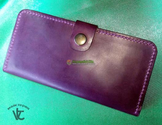 <div style=margin-left:10px><h1>Гаманець жіночий шкіряний</h1><p><a href="/catalog/ukrasheniya/">Прикраси</a> » <a href="/catalog/ukrasheniya/podarki/">Подарунки</a></p><i class="fa fa-map-marker"></i> Житомирская область, Коростень<br /><br /><div class="socdata"><script src="//yastatic.net/es5-shims/0.0.2/es5-shims.min.js"></script>
                                            <script src="//yastatic.net/share2/share.js"></script>
                                            <div class="ya-share2" data-services="facebook,gplus,twitter,lj,viber,whatsapp,skype" data-counter=""></div></div>