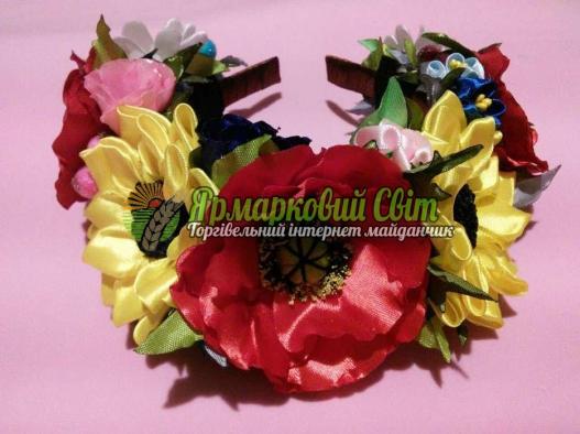 <div style=margin-left:10px><h1>Обруч в украинском стиле</h1><p><a href="/catalog/ukrasheniya/">Прикраси</a> » <a href="/catalog/ukrasheniya/aksessuary/">Аксесуари</a></p><i class="fa fa-map-marker"></i> Запорожская область, Бердянск<br /><br /><div class="socdata"><script src="//yastatic.net/es5-shims/0.0.2/es5-shims.min.js"></script>
                                            <script src="//yastatic.net/share2/share.js"></script>
                                            <div class="ya-share2" data-services="facebook,gplus,twitter,lj,viber,whatsapp,skype" data-counter=""></div></div>