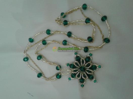 <div style=margin-left:10px><h1>кулон и серьги</h1><p><a href="/catalog/ukrasheniya/">Прикраси</a> » <a href="/catalog/ukrasheniya/aksessuary/">Аксесуари</a></p><i class="fa fa-map-marker"></i> Донецкая область, Мариуполь<br /><br /><div class="socdata"><script src="//yastatic.net/es5-shims/0.0.2/es5-shims.min.js"></script>
                                            <script src="//yastatic.net/share2/share.js"></script>
                                            <div class="ya-share2" data-services="facebook,gplus,twitter,lj,viber,whatsapp,skype" data-counter=""></div></div>