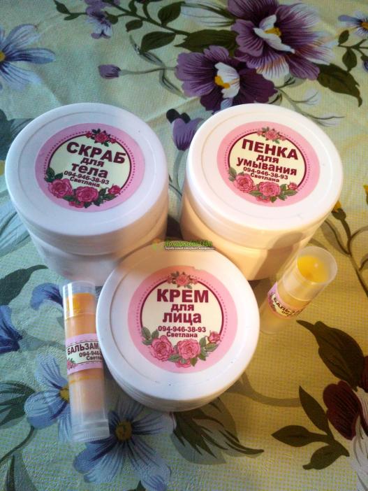 <div style=margin-left:10px><h1>Косметика и мыло ручной работы</h1><p><a href="/catalog/kosmetika/">Косметика</a> » <a href="/catalog/kosmetika/dlya-lica/">Для обличчя
</a></p><i class="fa fa-map-marker"></i> Одесская область, Одесса<br /><br /><div class="socdata"><script src="//yastatic.net/es5-shims/0.0.2/es5-shims.min.js"></script>
                                            <script src="//yastatic.net/share2/share.js"></script>
                                            <div class="ya-share2" data-services="facebook,gplus,twitter,lj,viber,whatsapp,skype" data-counter=""></div></div>