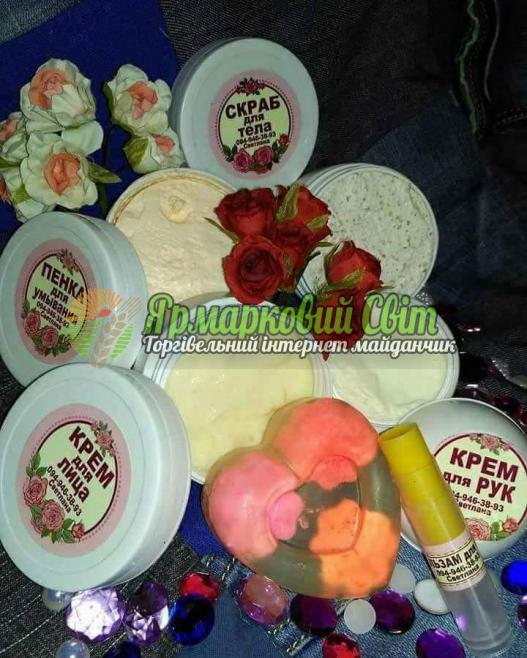 <div style=margin-left:10px><h1>Косметика и мыло ручной работы</h1><p><a href="/catalog/kosmetika/">Косметика</a> » <a href="/catalog/kosmetika/dlya-lica/">Для обличчя
</a></p><i class="fa fa-map-marker"></i> Одесская область, Одесса<br /><br /><div class="socdata"><script src="//yastatic.net/es5-shims/0.0.2/es5-shims.min.js"></script>
                                            <script src="//yastatic.net/share2/share.js"></script>
                                            <div class="ya-share2" data-services="facebook,gplus,twitter,lj,viber,whatsapp,skype" data-counter=""></div></div>