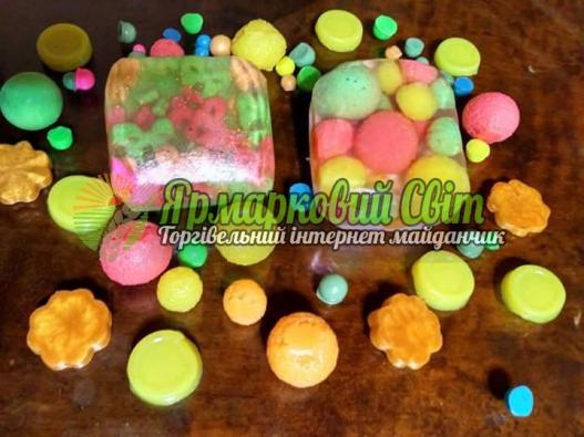 <div style=margin-left:10px><h1>Мыло ручной работы.</h1><p><a href="/catalog/podarki--suveniry/">Подарунки, сувеніри</a> » <a href="/catalog/podarki--suveniry/mylo/">Мило</a></p><i class="fa fa-map-marker"></i> Одесская область, Одесса<br /><br /><div class="socdata"><script src="//yastatic.net/es5-shims/0.0.2/es5-shims.min.js"></script>
                                            <script src="//yastatic.net/share2/share.js"></script>
                                            <div class="ya-share2" data-services="facebook,gplus,twitter,lj,viber,whatsapp,skype" data-counter=""></div></div>