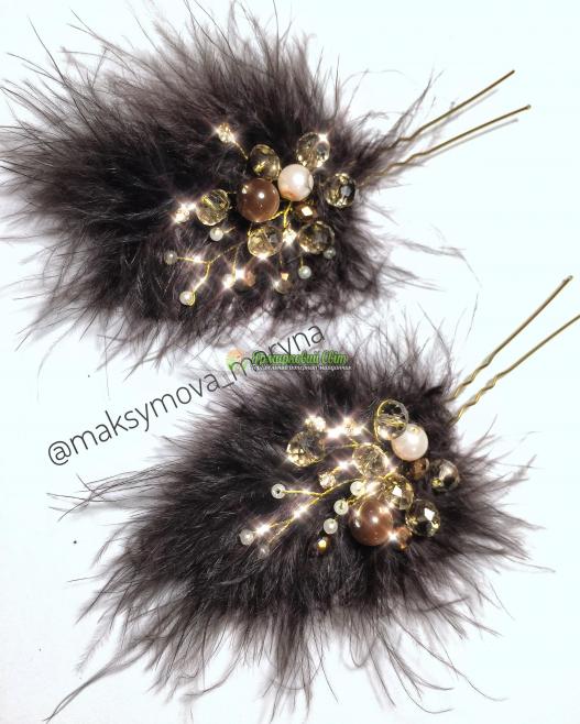 <div style=margin-left:10px><h1>Украшения для волос</h1><p><a href="/catalog/ukrasheniya/">Прикраси</a> » <a href="/catalog/ukrasheniya/aksessuary/">Аксесуари</a></p><i class="fa fa-map-marker"></i> Киевская область, Киев<br /><br /><div class="socdata"><script src="//yastatic.net/es5-shims/0.0.2/es5-shims.min.js"></script>
                                            <script src="//yastatic.net/share2/share.js"></script>
                                            <div class="ya-share2" data-services="facebook,gplus,twitter,lj,viber,whatsapp,skype" data-counter=""></div></div>