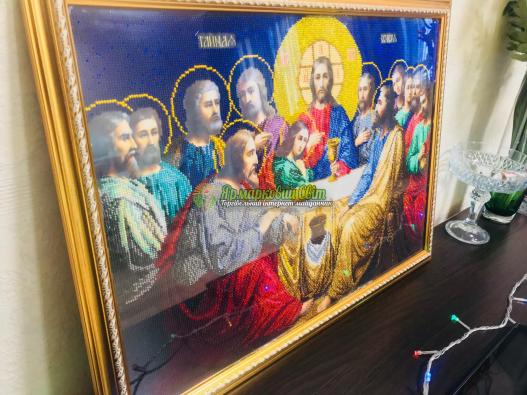 <div style=margin-left:10px><h1>Тайная вечеря</h1><p><a href="/catalog/kartiny/">Картини</a> » <a href="/catalog/kartiny/vyshitye/">Вишиті</a></p><i class="fa fa-map-marker"></i> Одесская область, Одесса<br /><br /><div class="socdata"><script src="//yastatic.net/es5-shims/0.0.2/es5-shims.min.js"></script>
                                            <script src="//yastatic.net/share2/share.js"></script>
                                            <div class="ya-share2" data-services="facebook,gplus,twitter,lj,viber,whatsapp,skype" data-counter=""></div></div>