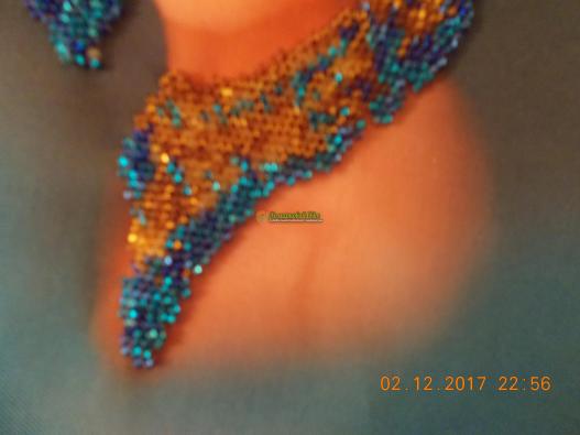 <div style=margin-left:10px><h1>Восточные девушки</h1><p><a href="/catalog/kartiny/">Картини</a> » <a href="/catalog/kartiny/vyshitye/">Вишиті</a></p><i class="fa fa-map-marker"></i> Донецкая область, Артемовск<br /><br /><div class="socdata"><script src="//yastatic.net/es5-shims/0.0.2/es5-shims.min.js"></script>
                                            <script src="//yastatic.net/share2/share.js"></script>
                                            <div class="ya-share2" data-services="facebook,gplus,twitter,lj,viber,whatsapp,skype" data-counter=""></div></div>