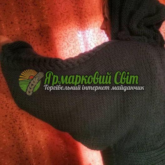 <div style=margin-left:10px><h1>Кофта-болеро</h1><p><a href="/catalog/shite/">Шиття</a> » <a href="/catalog/shite/shite--odejda/">Шиття, одяг</a></p><i class="fa fa-map-marker"></i> Киевская область, Киев<br /><br /><div class="socdata"><script src="//yastatic.net/es5-shims/0.0.2/es5-shims.min.js"></script>
                                            <script src="//yastatic.net/share2/share.js"></script>
                                            <div class="ya-share2" data-services="facebook,gplus,twitter,lj,viber,whatsapp,skype" data-counter=""></div></div>