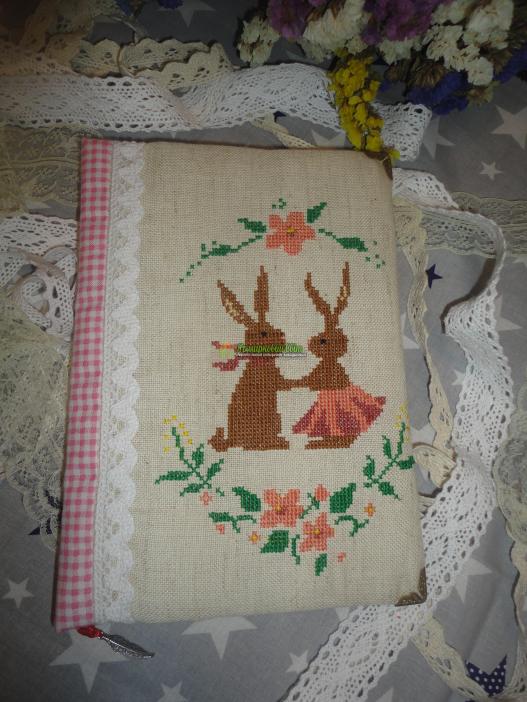 <div style=margin-left:10px><h1>Тепленькі блокнотики</h1><p><a href="/catalog/kancelyarskie-tovary/">Канцелярські товари</a> » <a href="/catalog/kancelyarskie-tovary/bloknoty/">Блокноти</a></p><i class="fa fa-map-marker"></i> Черниговская область, Куликовка<br /><br /><div class="socdata"><script src="//yastatic.net/es5-shims/0.0.2/es5-shims.min.js"></script>
                                            <script src="//yastatic.net/share2/share.js"></script>
                                            <div class="ya-share2" data-services="facebook,gplus,twitter,lj,viber,whatsapp,skype" data-counter=""></div></div>