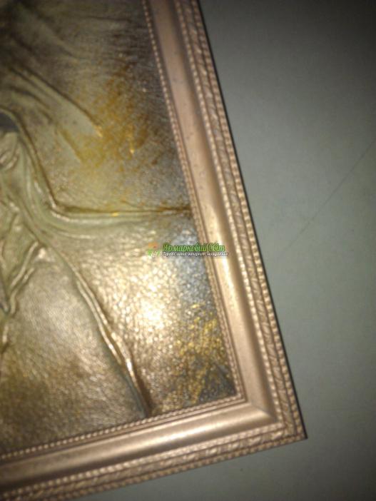 <div style=margin-left:10px><h1>Картина из натуральной кожи</h1><p><a href="/catalog/kartiny/">Картини</a> » <a href="/catalog/kartiny/panno/">Панно</a></p><i class="fa fa-map-marker"></i> Донецкая область, Мариуполь<br /><br /><div class="socdata"><script src="//yastatic.net/es5-shims/0.0.2/es5-shims.min.js"></script>
                                            <script src="//yastatic.net/share2/share.js"></script>
                                            <div class="ya-share2" data-services="facebook,gplus,twitter,lj,viber,whatsapp,skype" data-counter=""></div></div>