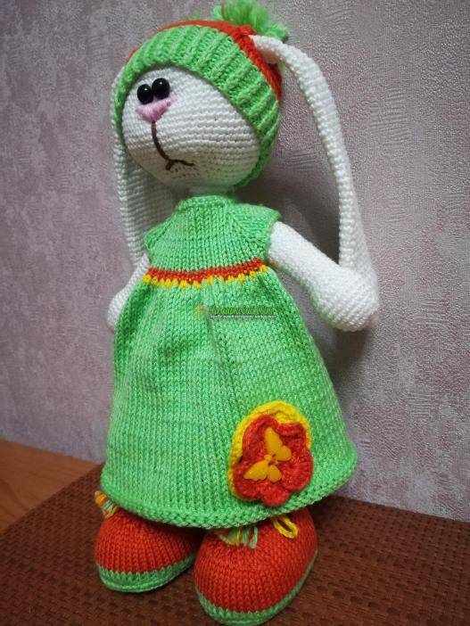 <div style=margin-left:10px><h1>Игрушки амигуруми</h1><p><a href="/catalog/igrushki/">Iграшки</a> » <a href="/catalog/igrushki/myagkie/">М'які</a></p><i class="fa fa-map-marker"></i> Днепропетровская область, Павлоград<br /><br /><div class="socdata"><script src="//yastatic.net/es5-shims/0.0.2/es5-shims.min.js"></script>
                                            <script src="//yastatic.net/share2/share.js"></script>
                                            <div class="ya-share2" data-services="facebook,gplus,twitter,lj,viber,whatsapp,skype" data-counter=""></div></div>