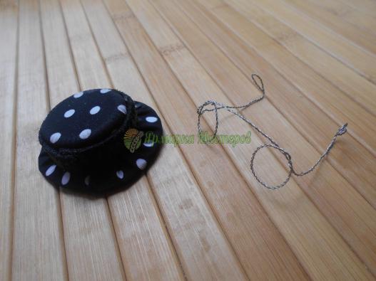 <div style=margin-left:10px><h1>Заяц Тильда</h1><p><a href="/catalog/ukrasheniya/">Прикраси</a> » <a href="/catalog/ukrasheniya/igrushki/">Iграшки</a></p><i class="fa fa-map-marker"></i> Донецкая область, Краматорск<br /><br /><div class="socdata"><script src="//yastatic.net/es5-shims/0.0.2/es5-shims.min.js"></script>
                                            <script src="//yastatic.net/share2/share.js"></script>
                                            <div class="ya-share2" data-services="facebook,gplus,twitter,lj,viber,whatsapp,skype" data-counter=""></div></div>