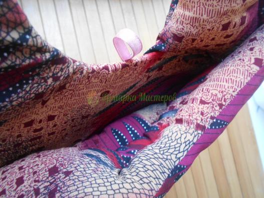 <div style=margin-left:10px><h1>Петушок - символ года 2017</h1><p><a href="/catalog/shite/">Шиття</a> » <a href="/catalog/shite/tekstilnye-aksessuary/">Текстильні аксесуари</a></p><i class="fa fa-map-marker"></i> Донецкая область, Краматорск<br /><br /><div class="socdata"><script src="//yastatic.net/es5-shims/0.0.2/es5-shims.min.js"></script>
                                            <script src="//yastatic.net/share2/share.js"></script>
                                            <div class="ya-share2" data-services="facebook,gplus,twitter,lj,viber,whatsapp,skype" data-counter=""></div></div>