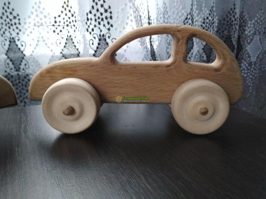 <div style=margin-left:10px><h1>Деревяні іграшки</h1><p><a href="/catalog/podarki--suveniry/">Подарунки, сувеніри</a> » <a href="/catalog/podarki--suveniry/igrushki/">Iграшки</a></p><i class="fa fa-map-marker"></i> Сумская область, Ахтырка<br /><br /><div class="socdata"><script src="//yastatic.net/es5-shims/0.0.2/es5-shims.min.js"></script>
                                            <script src="//yastatic.net/share2/share.js"></script>
                                            <div class="ya-share2" data-services="facebook,gplus,twitter,lj,viber,whatsapp,skype" data-counter=""></div></div>