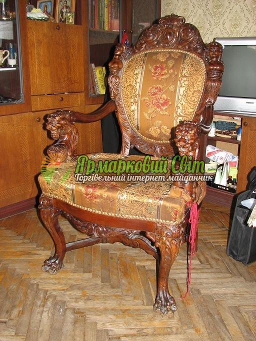 <div style=margin-left:10px><h1>Реставрация изделий из дерева</h1><p><a href="/catalog/dekor/">Декор</a> » <a href="/catalog/dekor/mebel/">Меблі</a></p><i class="fa fa-map-marker"></i> Киевская область, Киев<br /><br /><div class="socdata"><script src="//yastatic.net/es5-shims/0.0.2/es5-shims.min.js"></script>
                                            <script src="//yastatic.net/share2/share.js"></script>
                                            <div class="ya-share2" data-services="facebook,gplus,twitter,lj,viber,whatsapp,skype" data-counter=""></div></div>