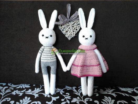 <div style=margin-left:10px><h1>вязаные игрушки handmade </h1><p><a href="/catalog/ukrasheniya/">Прикраси</a> » <a href="/catalog/ukrasheniya/igrushki/">Iграшки</a></p><i class="fa fa-map-marker"></i> Черновицкая область, Черновцы<br /><br /><div class="socdata"><script src="//yastatic.net/es5-shims/0.0.2/es5-shims.min.js"></script>
                                            <script src="//yastatic.net/share2/share.js"></script>
                                            <div class="ya-share2" data-services="facebook,gplus,twitter,lj,viber,whatsapp,skype" data-counter=""></div></div>