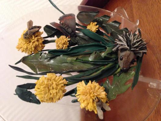 <div style=margin-left:10px><h1>Тарелка декоративная </h1><p><a href="/catalog/kartiny/">Картини</a> » <a href="/catalog/kartiny/na-stekle/">На склі</a></p><i class="fa fa-map-marker"></i> Киевская область, Киев<br /><br /><div class="socdata"><script src="//yastatic.net/es5-shims/0.0.2/es5-shims.min.js"></script>
                                            <script src="//yastatic.net/share2/share.js"></script>
                                            <div class="ya-share2" data-services="facebook,gplus,twitter,lj,viber,whatsapp,skype" data-counter=""></div></div>