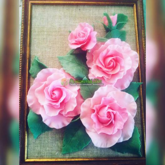 <div style=margin-left:10px><h1>Картина: квіти із холодного фарфора</h1><p><a href="/catalog/ukrasheniya/">Прикраси</a> » <a href="/catalog/ukrasheniya/podarki/">Подарунки</a></p><i class="fa fa-map-marker"></i> Винницкая область, Городковка<br /><br /><div class="socdata"><script src="//yastatic.net/es5-shims/0.0.2/es5-shims.min.js"></script>
                                            <script src="//yastatic.net/share2/share.js"></script>
                                            <div class="ya-share2" data-services="facebook,gplus,twitter,lj,viber,whatsapp,skype" data-counter=""></div></div>