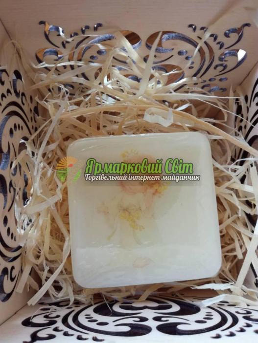 <div style=margin-left:10px><h1>Мыло ручной работы!</h1><p><a href="/catalog/podarki--suveniry/">Подарунки, сувеніри</a> » <a href="/catalog/podarki--suveniry/mylo/">Мило</a></p><i class="fa fa-map-marker"></i> Киевская область, Киев<br /><br /><div class="socdata"><script src="//yastatic.net/es5-shims/0.0.2/es5-shims.min.js"></script>
                                            <script src="//yastatic.net/share2/share.js"></script>
                                            <div class="ya-share2" data-services="facebook,gplus,twitter,lj,viber,whatsapp,skype" data-counter=""></div></div>