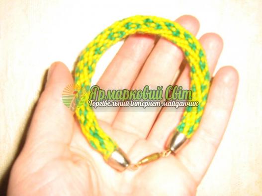 <div style=margin-left:10px><h1>Плетенный браслет из пряжи</h1><p><a href="/catalog/bijuteriya/">Біжутерія</a> » <a href="/catalog/bijuteriya/braslety/">Браслети</a></p><i class="fa fa-map-marker"></i> Запорожская область, Запорожье<br /><br /><div class="socdata"><script src="//yastatic.net/es5-shims/0.0.2/es5-shims.min.js"></script>
                                            <script src="//yastatic.net/share2/share.js"></script>
                                            <div class="ya-share2" data-services="facebook,gplus,twitter,lj,viber,whatsapp,skype" data-counter=""></div></div>