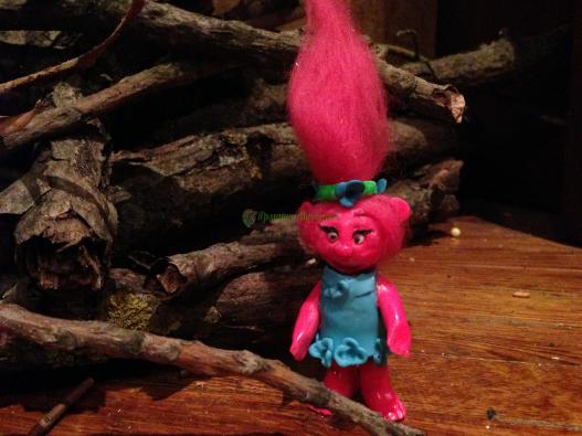 <div style=margin-left:10px><h1>Тролли 2016!</h1><p><a href="/catalog/lepka/">Ліплення</a> » <a href="/catalog/lepka/polimernaya-glina/">Полімерна глина
</a></p><i class="fa fa-map-marker"></i> Киевская область, Киев<br /><br /><div class="socdata"><script src="//yastatic.net/es5-shims/0.0.2/es5-shims.min.js"></script>
                                            <script src="//yastatic.net/share2/share.js"></script>
                                            <div class="ya-share2" data-services="facebook,gplus,twitter,lj,viber,whatsapp,skype" data-counter=""></div></div>