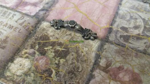 <div style=margin-left:10px><h1>Шкатулка </h1><p><a href="/catalog/podarki--suveniry/">Подарунки, сувеніри</a> » <a href="/catalog/podarki--suveniry/podarki/">Подарунки</a></p><i class="fa fa-map-marker"></i> Одесская область, Одесса<br /><br /><div class="socdata"><script src="//yastatic.net/es5-shims/0.0.2/es5-shims.min.js"></script>
                                            <script src="//yastatic.net/share2/share.js"></script>
                                            <div class="ya-share2" data-services="facebook,gplus,twitter,lj,viber,whatsapp,skype" data-counter=""></div></div>