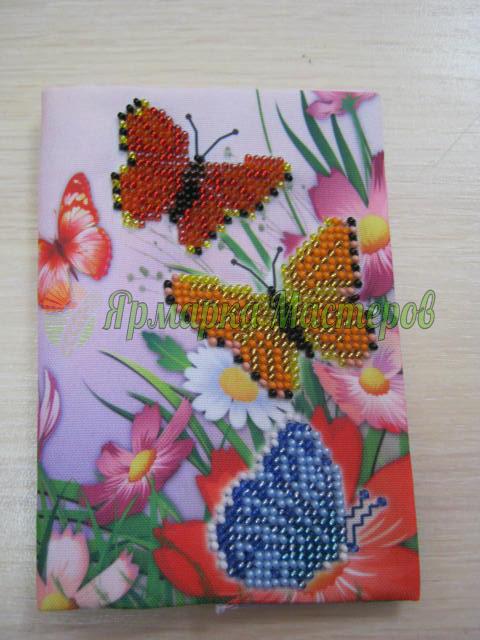 <div style=margin-left:10px><h1>Обложка для паспорта</h1><p><a href="/catalog/rukodelie/">Рукоділля</a> » <a href="/catalog/rukodelie/rukodelie--obschee/">Рукоділля, загальне</a></p><i class="fa fa-map-marker"></i> Полтавская область, Кобеляки<br /><br /><div class="socdata"><script src="//yastatic.net/es5-shims/0.0.2/es5-shims.min.js"></script>
                                            <script src="//yastatic.net/share2/share.js"></script>
                                            <div class="ya-share2" data-services="facebook,gplus,twitter,lj,viber,whatsapp,skype" data-counter=""></div></div>