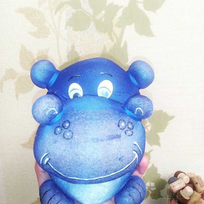 <div style=margin-left:10px><h1>Травянчик</h1><p><a href="/catalog/ukrasheniya/">Прикраси</a> » <a href="/catalog/ukrasheniya/igrushki/">Iграшки</a></p><i class="fa fa-map-marker"></i> Полтавская область, Полтава<br /><br /><div class="socdata"><script src="//yastatic.net/es5-shims/0.0.2/es5-shims.min.js"></script>
                                            <script src="//yastatic.net/share2/share.js"></script>
                                            <div class="ya-share2" data-services="facebook,gplus,twitter,lj,viber,whatsapp,skype" data-counter=""></div></div>