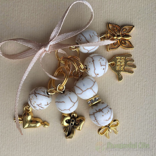 <div style=margin-left:10px><h1>Маркеры для вязания</h1><p><a href="/catalog/rukodelie/">Рукоділля</a> » <a href="/catalog/rukodelie/rukodelie--obschee/">Рукоділля, загальне</a></p><i class="fa fa-map-marker"></i> Киевская область, Киев<br /><br /><div class="socdata"><script src="//yastatic.net/es5-shims/0.0.2/es5-shims.min.js"></script>
                                            <script src="//yastatic.net/share2/share.js"></script>
                                            <div class="ya-share2" data-services="facebook,gplus,twitter,lj,viber,whatsapp,skype" data-counter=""></div></div>