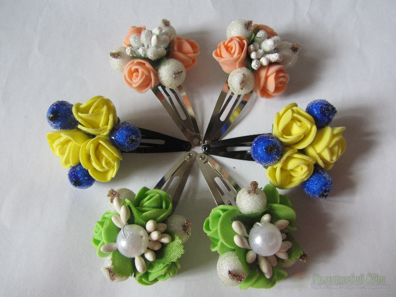 <div style=margin-left:10px><h1>Резинки та заколки з фоамірану</h1><p><a href="/catalog/ukrasheniya/">Прикраси</a> » <a href="/catalog/ukrasheniya/aksessuary/">Аксесуари</a></p><i class="fa fa-map-marker"></i> Киевская область, Киев<br /><br /><div class="socdata"><script src="//yastatic.net/es5-shims/0.0.2/es5-shims.min.js"></script>
                                            <script src="//yastatic.net/share2/share.js"></script>
                                            <div class="ya-share2" data-services="facebook,gplus,twitter,lj,viber,whatsapp,skype" data-counter=""></div></div>