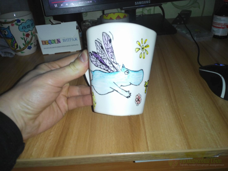 <div style=margin-left:10px><h1> Ручная роспись посуды забавными картинками</h1><p><a href="/catalog/dekor/">Декор</a> » <a href="/catalog/dekor/posuda/">Посуд</a></p><i class="fa fa-map-marker"></i> Днепропетровская область, Кривой Рог<br /><br /><div class="socdata"><script src="//yastatic.net/es5-shims/0.0.2/es5-shims.min.js"></script>
                                            <script src="//yastatic.net/share2/share.js"></script>
                                            <div class="ya-share2" data-services="facebook,gplus,twitter,lj,viber,whatsapp,skype" data-counter=""></div></div>