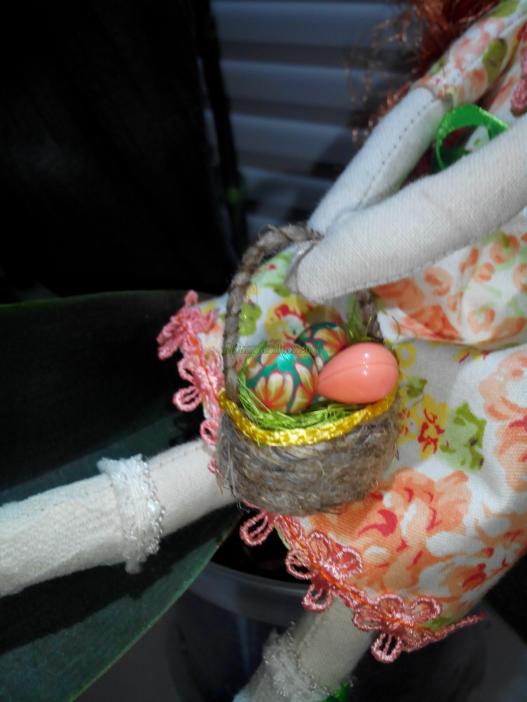 <div style=margin-left:10px><h1>Интерьерная кукла</h1><p><a href="/catalog/igrushki/">Iграшки</a> » <a href="/catalog/igrushki/kukly/">Кукли</a></p><i class="fa fa-map-marker"></i> Кировоградская область, Кировоград<br /><br /><div class="socdata"><script src="//yastatic.net/es5-shims/0.0.2/es5-shims.min.js"></script>
                                            <script src="//yastatic.net/share2/share.js"></script>
                                            <div class="ya-share2" data-services="facebook,gplus,twitter,lj,viber,whatsapp,skype" data-counter=""></div></div>