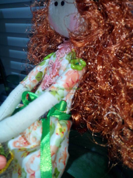 <div style=margin-left:10px><h1>Интерьерная кукла</h1><p><a href="/catalog/igrushki/">Iграшки</a> » <a href="/catalog/igrushki/kukly/">Кукли</a></p><i class="fa fa-map-marker"></i> Кировоградская область, Кировоград<br /><br /><div class="socdata"><script src="//yastatic.net/es5-shims/0.0.2/es5-shims.min.js"></script>
                                            <script src="//yastatic.net/share2/share.js"></script>
                                            <div class="ya-share2" data-services="facebook,gplus,twitter,lj,viber,whatsapp,skype" data-counter=""></div></div>