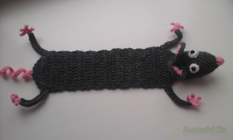 <div style=margin-left:10px><h1>Необычные закладки для книг</h1><p><a href="/catalog/valyanie/">Валяння</a> » <a href="/catalog/valyanie/obschee/">Загальне</a></p><i class="fa fa-map-marker"></i> Днепропетровская область, Никополь<br /><br /><div class="socdata"><script src="//yastatic.net/es5-shims/0.0.2/es5-shims.min.js"></script>
                                            <script src="//yastatic.net/share2/share.js"></script>
                                            <div class="ya-share2" data-services="facebook,gplus,twitter,lj,viber,whatsapp,skype" data-counter=""></div></div>