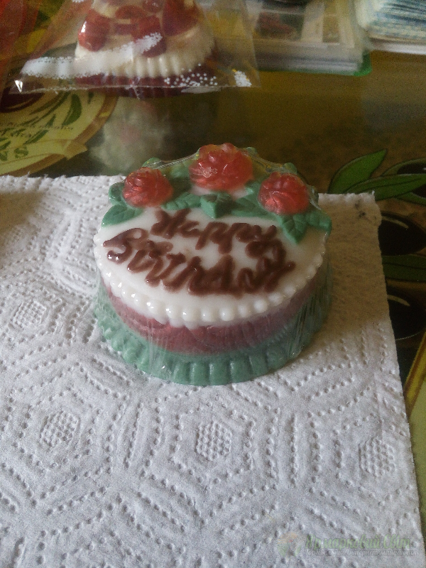 <div style=margin-left:10px><h1>Мыло из основы "С днём рождения"</h1><p><a href="/catalog/podarki--suveniry/">Подарунки, сувеніри</a> » <a href="/catalog/podarki--suveniry/mylo/">Мило</a></p><i class="fa fa-map-marker"></i> Донецкая область, Славянск<br /><br /><div class="socdata"><script src="//yastatic.net/es5-shims/0.0.2/es5-shims.min.js"></script>
                                            <script src="//yastatic.net/share2/share.js"></script>
                                            <div class="ya-share2" data-services="facebook,gplus,twitter,lj,viber,whatsapp,skype" data-counter=""></div></div>