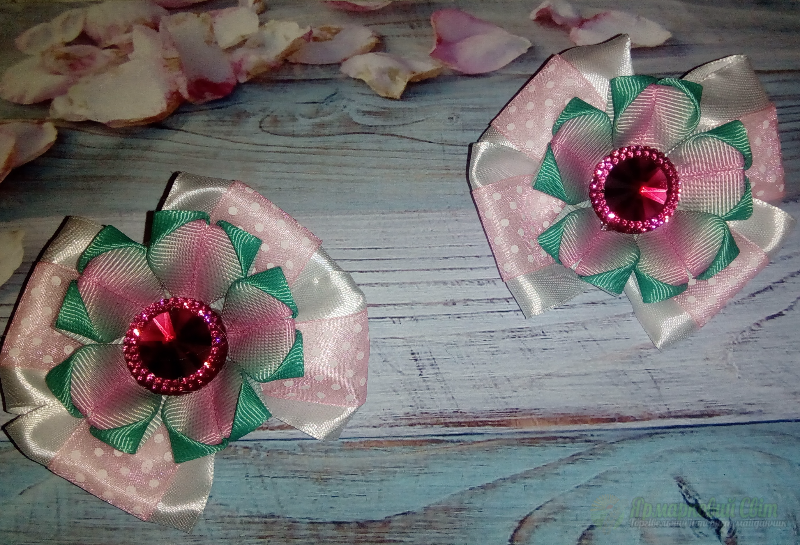 <div style=margin-left:10px><h1>Банты в сад или школу! </h1><p><a href="/catalog/aksessuary/">Аксесуари</a> » <a href="/catalog/aksessuary/banty/">Банти</a></p><i class="fa fa-map-marker"></i> Киевская область, Киев<br /><br /><div class="socdata"><script src="//yastatic.net/es5-shims/0.0.2/es5-shims.min.js"></script>
                                            <script src="//yastatic.net/share2/share.js"></script>
                                            <div class="ya-share2" data-services="facebook,gplus,twitter,lj,viber,whatsapp,skype" data-counter=""></div></div>