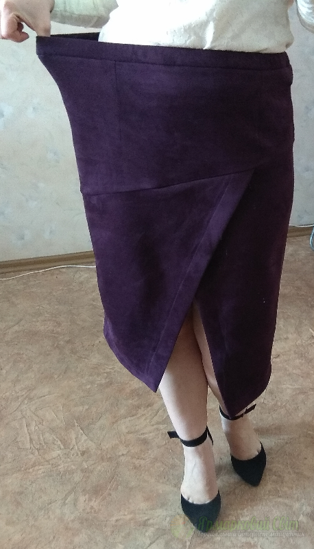 <div style=margin-left:10px><h1>Замшевая юбка</h1><p><a href="/catalog/shite/">Шиття</a> » <a href="/catalog/shite/shite--odejda/">Шиття, одяг</a></p><i class="fa fa-map-marker"></i> Харьковская область, Харьков<br /><br /><div class="socdata"><script src="//yastatic.net/es5-shims/0.0.2/es5-shims.min.js"></script>
                                            <script src="//yastatic.net/share2/share.js"></script>
                                            <div class="ya-share2" data-services="facebook,gplus,twitter,lj,viber,whatsapp,skype" data-counter=""></div></div>