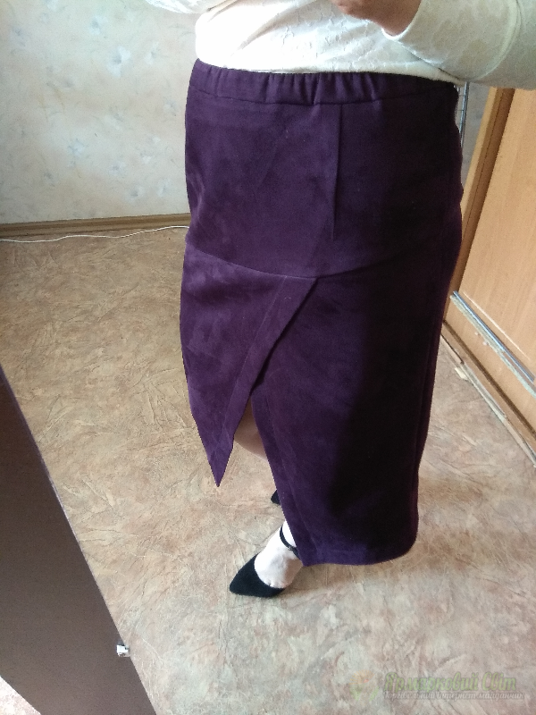 <div style=margin-left:10px><h1>Замшевая юбка</h1><p><a href="/catalog/shite/">Шиття</a> » <a href="/catalog/shite/shite--odejda/">Шиття, одяг</a></p><i class="fa fa-map-marker"></i> Харьковская область, Харьков<br /><br /><div class="socdata"><script src="//yastatic.net/es5-shims/0.0.2/es5-shims.min.js"></script>
                                            <script src="//yastatic.net/share2/share.js"></script>
                                            <div class="ya-share2" data-services="facebook,gplus,twitter,lj,viber,whatsapp,skype" data-counter=""></div></div>