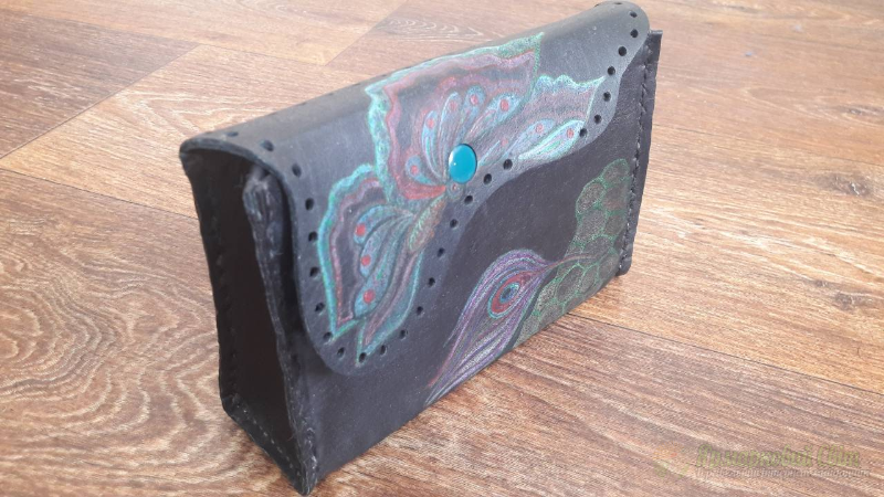 <div style=margin-left:10px><h1>косметичка </h1><p><a href="/catalog/ukrasheniya/">Прикраси</a> » <a href="/catalog/ukrasheniya/aksessuary/">Аксесуари</a></p><i class="fa fa-map-marker"></i> Днепропетровская область, Днепропетровск<br /><br /><div class="socdata"><script src="//yastatic.net/es5-shims/0.0.2/es5-shims.min.js"></script>
                                            <script src="//yastatic.net/share2/share.js"></script>
                                            <div class="ya-share2" data-services="facebook,gplus,twitter,lj,viber,whatsapp,skype" data-counter=""></div></div>