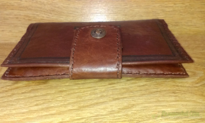 <div style=margin-left:10px><h1>органайзер мужской</h1><p><a href="/catalog/ukrasheniya/">Прикраси</a> » <a href="/catalog/ukrasheniya/podarki/">Подарунки</a></p><i class="fa fa-map-marker"></i> Днепропетровская область, Днепропетровск<br /><br /><div class="socdata"><script src="//yastatic.net/es5-shims/0.0.2/es5-shims.min.js"></script>
                                            <script src="//yastatic.net/share2/share.js"></script>
                                            <div class="ya-share2" data-services="facebook,gplus,twitter,lj,viber,whatsapp,skype" data-counter=""></div></div>